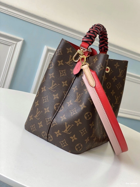 Rep ladies NÉONOÉ LOUIS VUITTON 0814